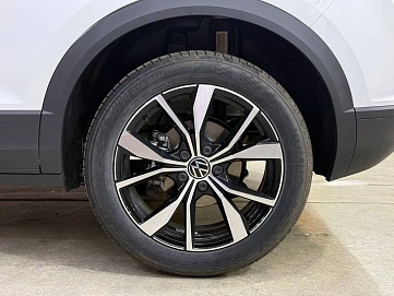 Volkswagen T-Roc, 2025г., передний привод, робот
