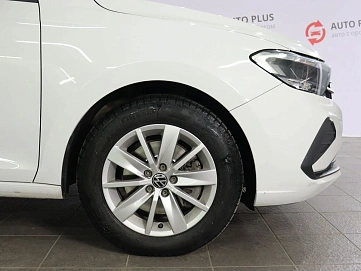 Volkswagen Polo, 2020г, передний привод, автомат