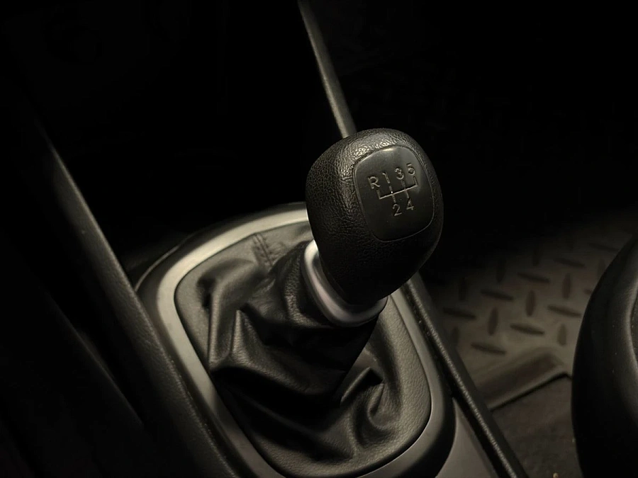 Kia Rio, 2011г., передний привод, механика