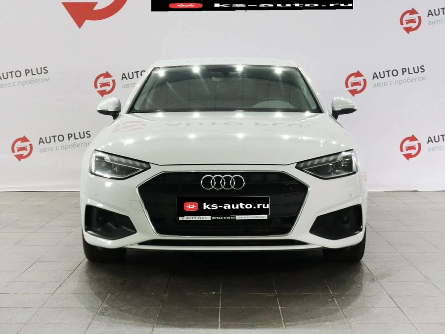 Audi A4, 2021г., передний привод, робот