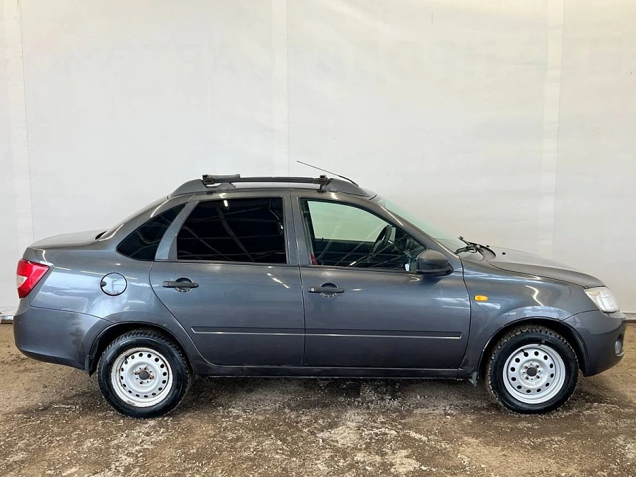 Lada (ВАЗ) Granta, 2014г., передний привод, механика