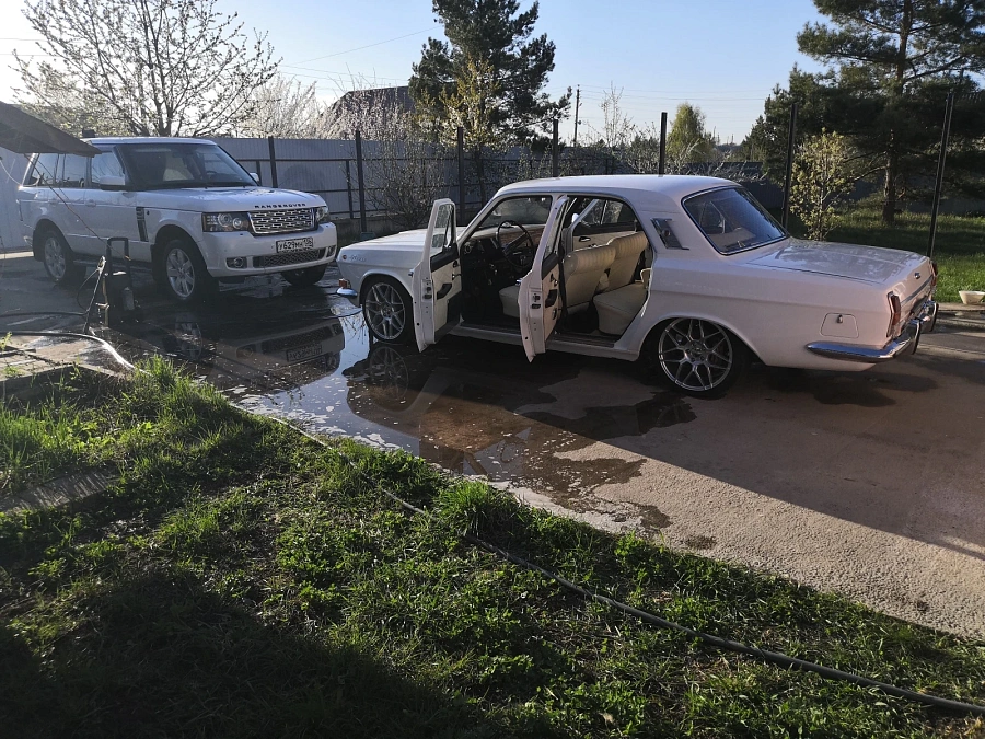 ГАЗ 24 «Волга», 1979г., задний привод, механика