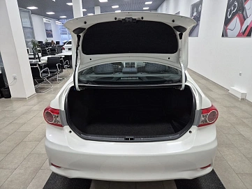 Toyota Corolla, 2011г., передний привод, автомат