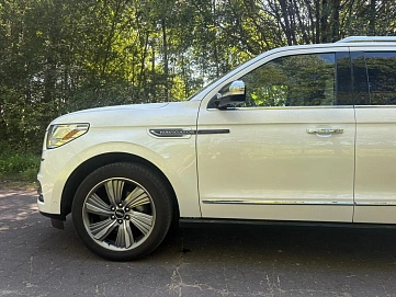Lincoln Navigator, 2017г, полный привод, автомат