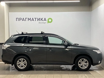Mitsubishi Outlander, 2013г, полный привод, вариатор