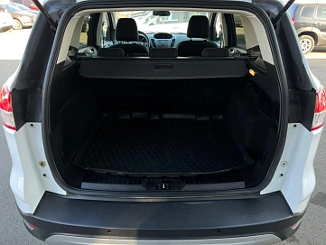 Ford Kuga, 2013г, передний привод, автомат