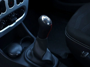 Renault , 2014г., передний привод, механика