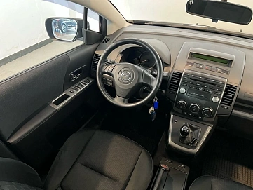 Mazda 5, 2008г, передний привод, механика