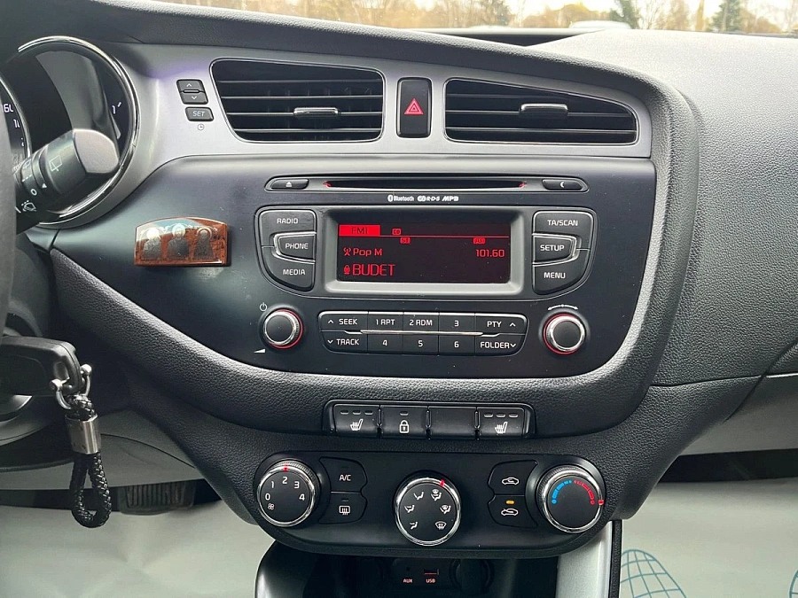 Kia Ceed, 2012г., передний привод, автомат