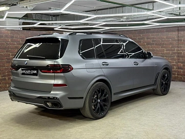 BMW X7, 2023г, полный привод, автомат