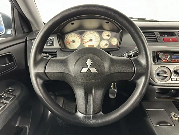 Mitsubishi Lancer, 2006г, передний привод, механика