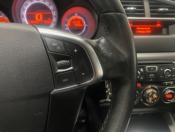 Citroen C4, 2012г, передний привод, автомат