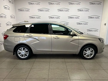 Lada (ВАЗ) Vesta, 2018г, передний привод, механика