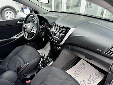 Hyundai Solaris, 2015г, передний привод, механика