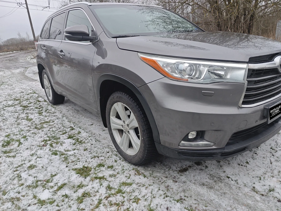 Toyota Highlander, 2014г., полный привод, автомат