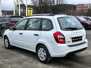Lada (ВАЗ) Granta, 2021г, передний привод, механика