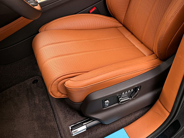 Bentley Bentayga, 2024г, полный привод, автомат