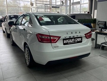 Lada (ВАЗ) Vesta, 2018г, передний привод, механика