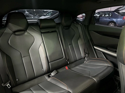 Changan UNI-V, 2024г, передний привод, робот