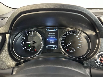 Nissan X-Trail, 2016г, передний привод, вариатор