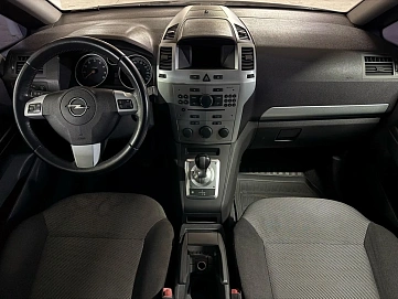 Opel Zafira, 2012г, передний привод, робот