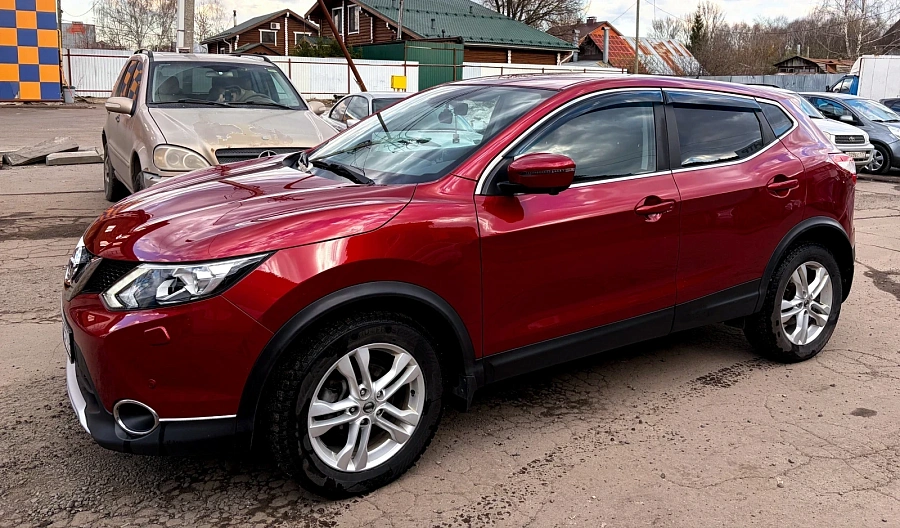 Nissan Qashqai, 2016г., передний привод, вариатор