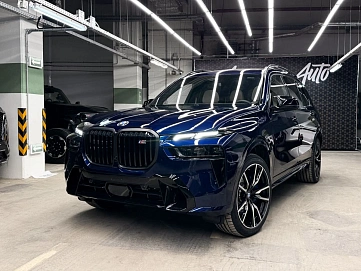 BMW X7, 2025г, полный привод, автомат