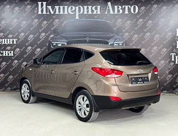 Hyundai ix35, 2014г, передний привод, автомат