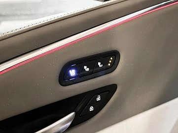 Cadillac Escalade, 2022г, задний привод, автомат