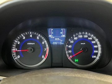 Hyundai Solaris, 2014г, передний привод, механика