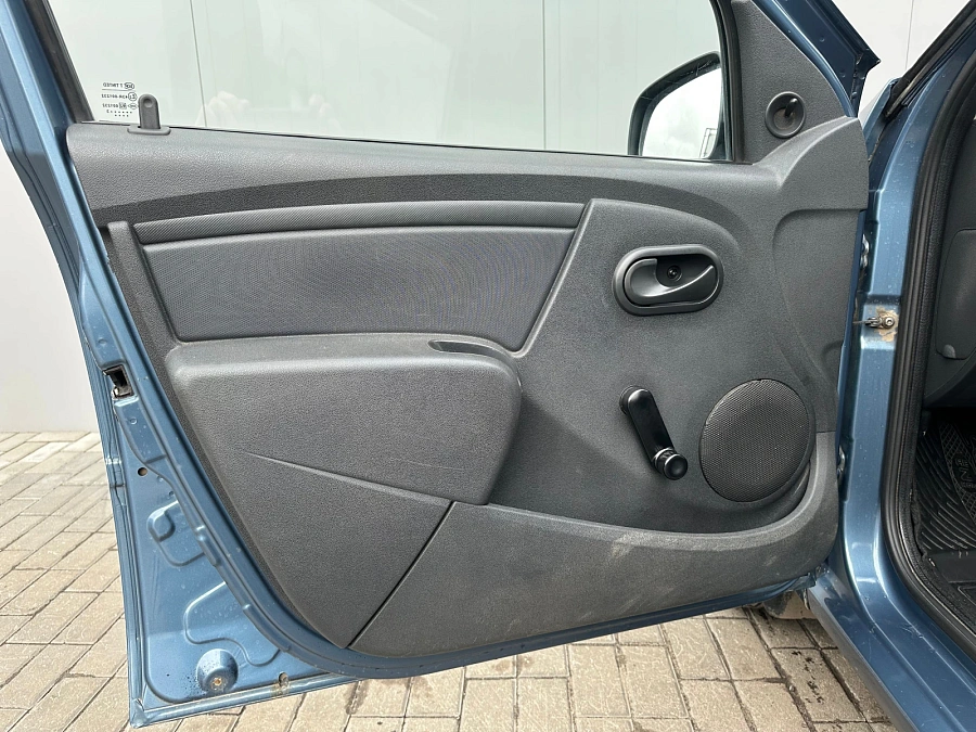 Renault Logan, 2013г., передний привод, механика