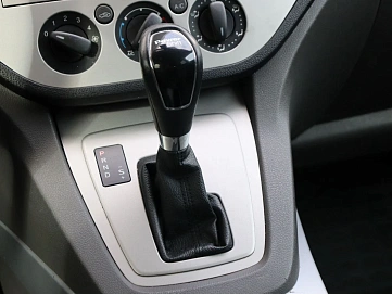 Ford Kuga, 2012г, полный привод, робот