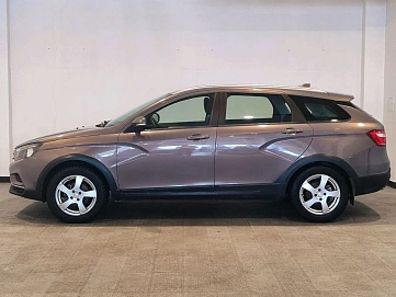 Lada (ВАЗ) Vesta, 2018г, передний привод, механика