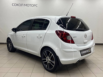 Opel Corsa, 2013г, передний привод, механика