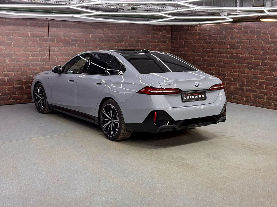 BMW 5 серии, 2023г.