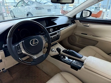 Lexus ES, 2013г, передний привод, автомат