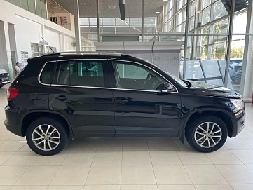 Volkswagen Tiguan, 2009г, полный привод, робот