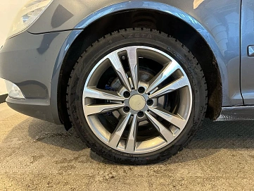 Skoda Octavia, 2011г, передний привод, автомат