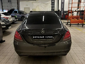 Mercedes-Benz C-Класс, 2019г, задний привод, автомат