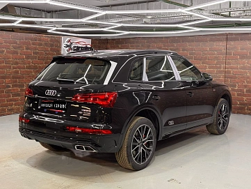 Audi Q5, 2025г, полный привод, робот