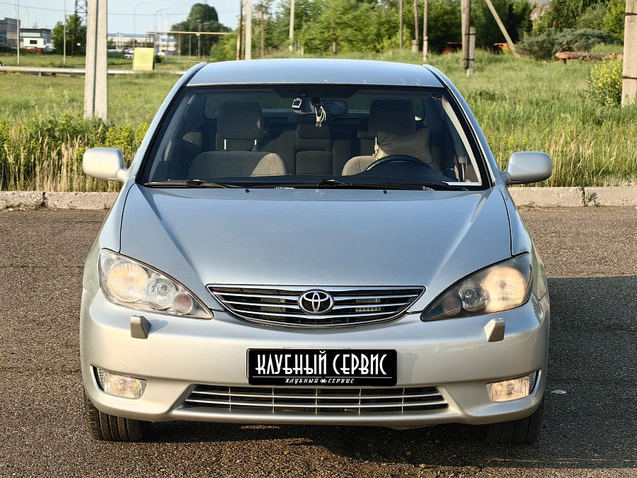 Toyota Camry, 2005г., передний привод, автомат