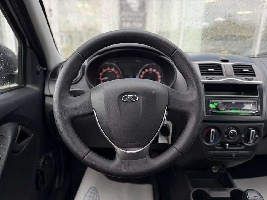 Lada (ВАЗ) Granta, 2021г., передний привод, механика