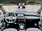 Mercedes-Benz , 2019г., передний привод, робот