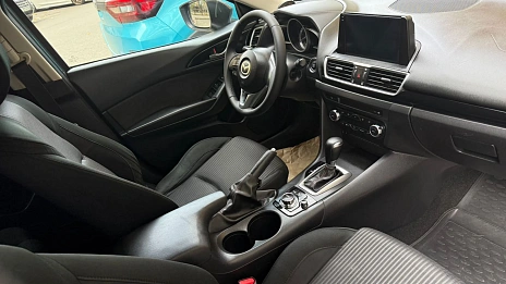 Mazda 3, 2013г, передний привод, автомат