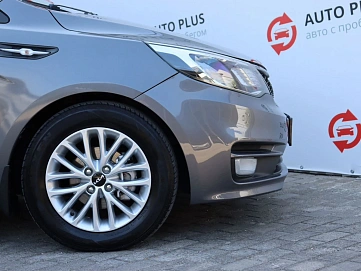 Kia Rio, 2015г, передний привод, автомат