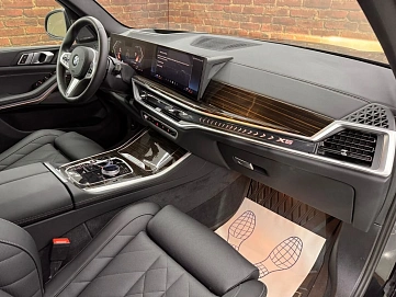 BMW X5, 2024г, полный привод, автомат