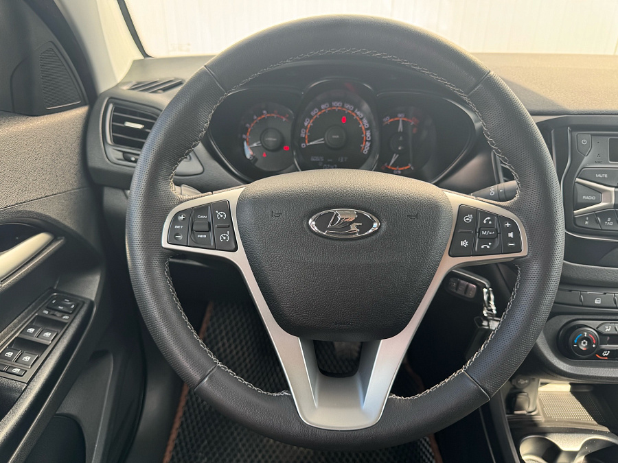 Lada (ВАЗ) Vesta, 2020г., передний привод, механика