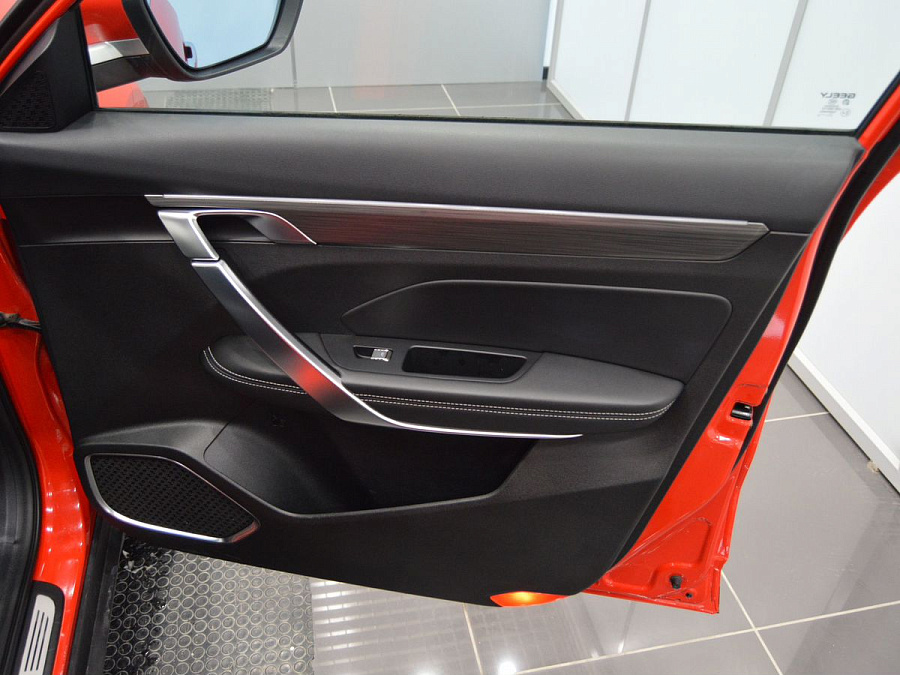 Geely Atlas Pro, 2021г., полный привод, робот
