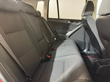 Volkswagen Tiguan, 2009г, полный привод, механика
