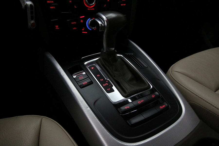 Audi Q5, 2016г., полный привод, автомат